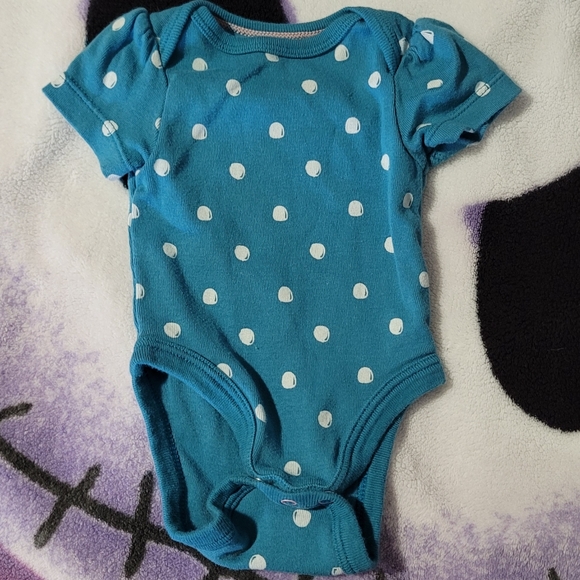 5/$13 Cloud Island Onesie with Polka Dots - Picture 1 of 3